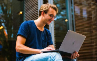 Fluctuating Education between record of  High School dropouts and top universities in the world.